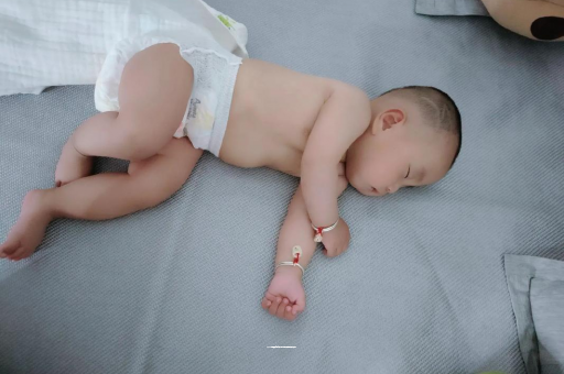 大竹9个月宝宝可以吃盐吗